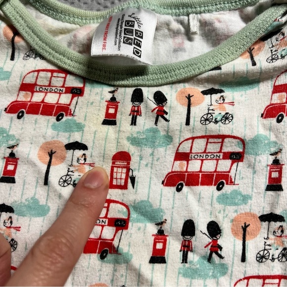⭐ Little Red Bus London England Graphic Print Bodysuit 100% Cotton 0-6 Months - Picture 3 of 6